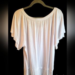 Short sleeve woman's shirt